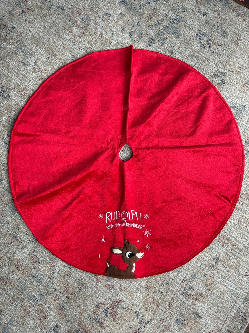 Dan Dee Rudolph Red Tree Skirt - Festive Red Holiday Tree Skirt 46”